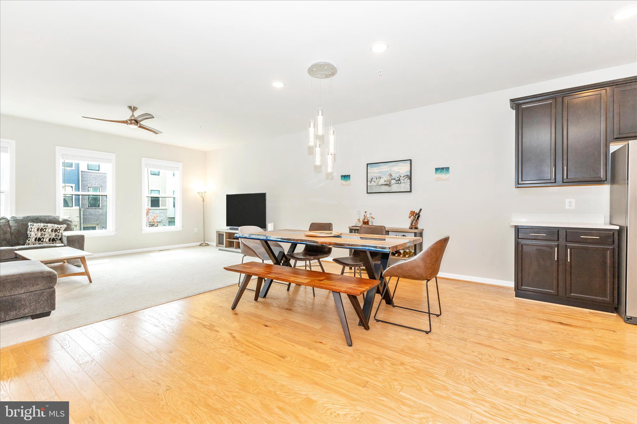 Real estate listing preview #12