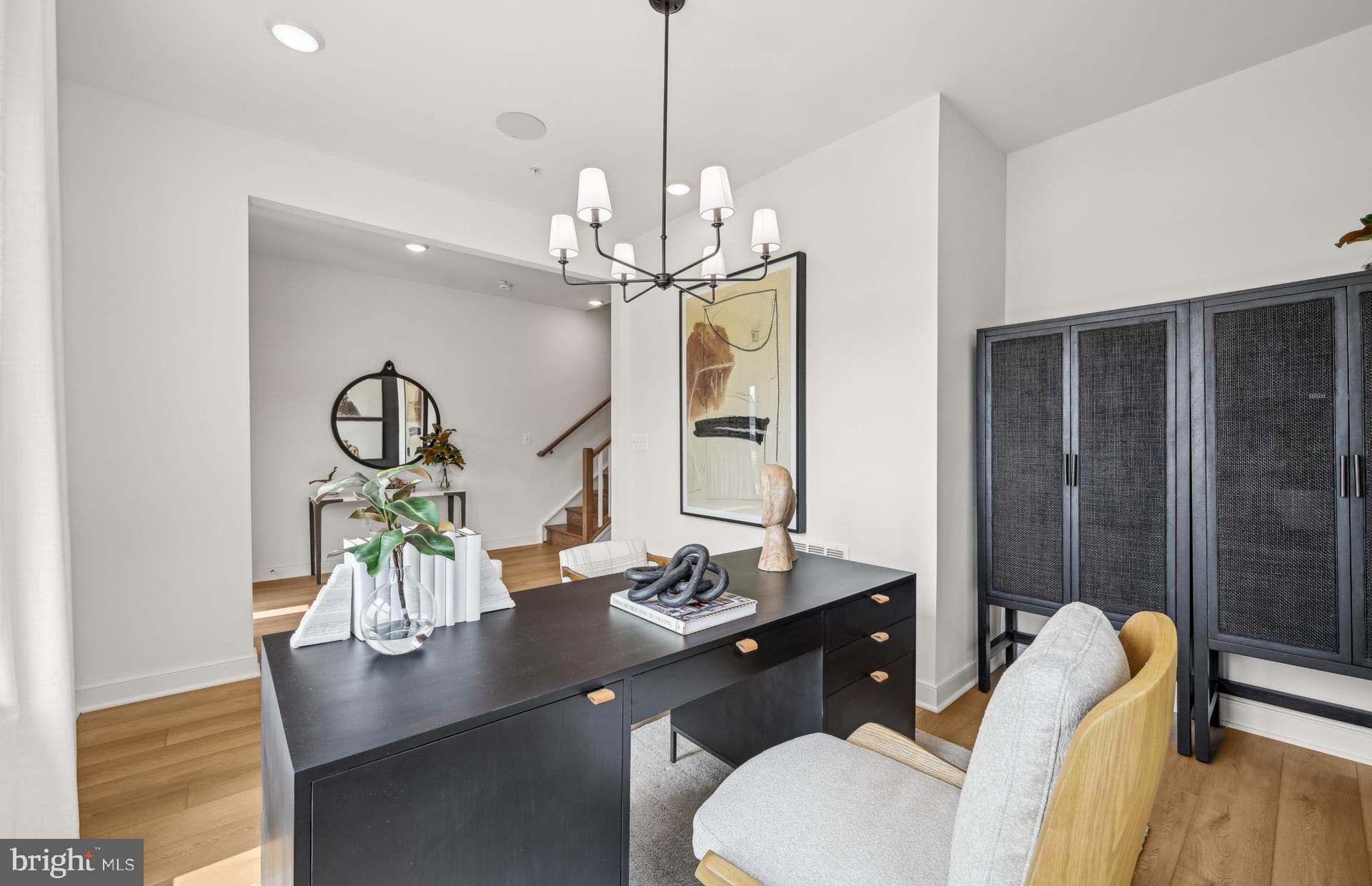 Real estate listing preview #4