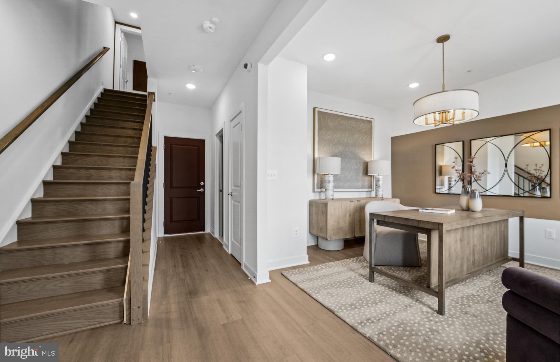 Real estate listing preview #2