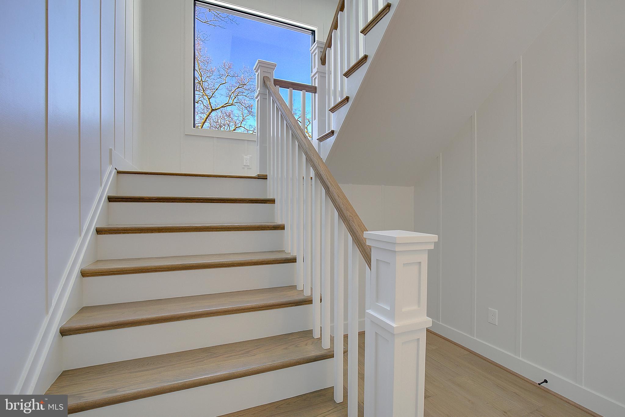 Real estate listing preview #35