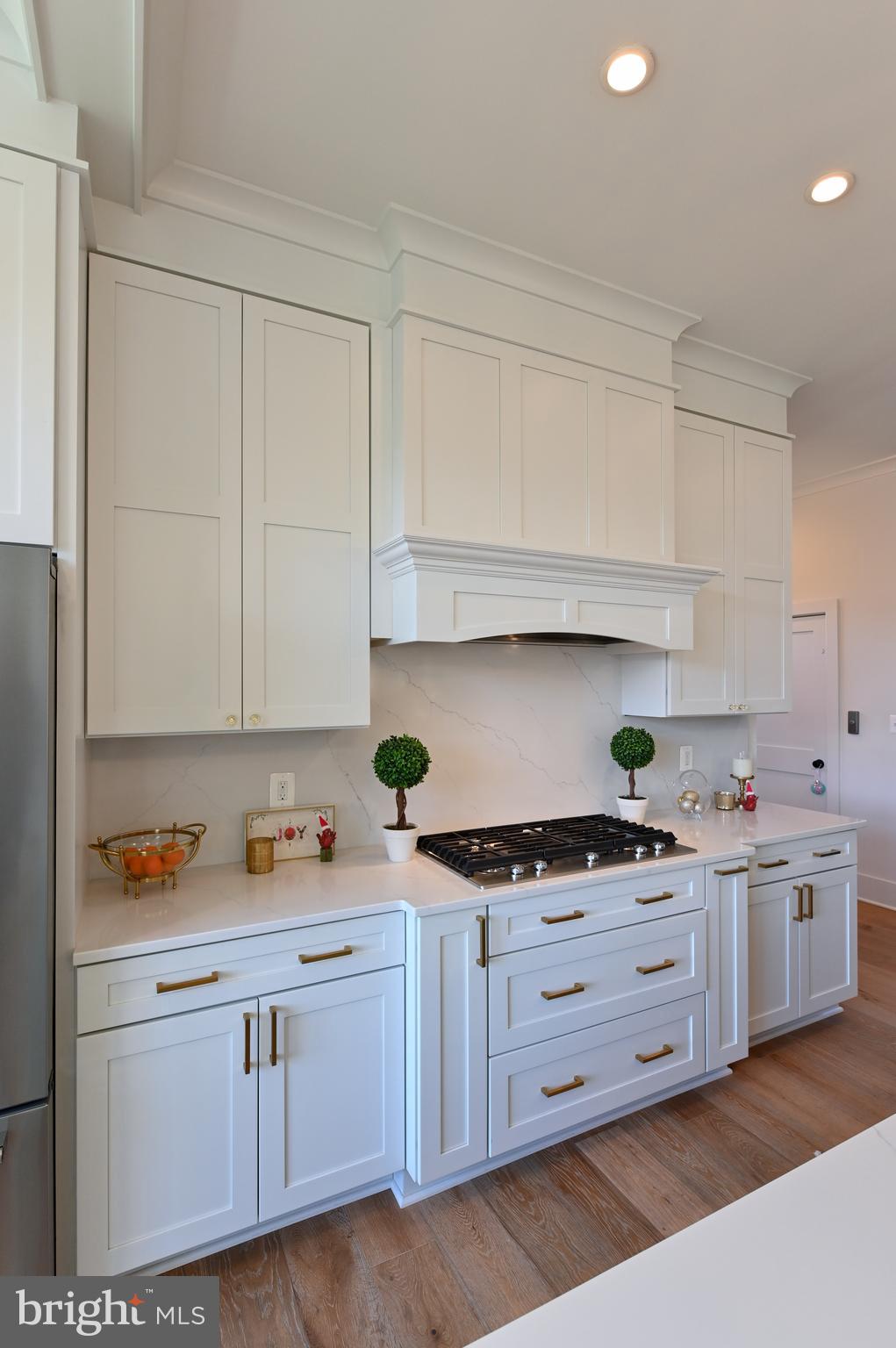 Real estate listing preview #7