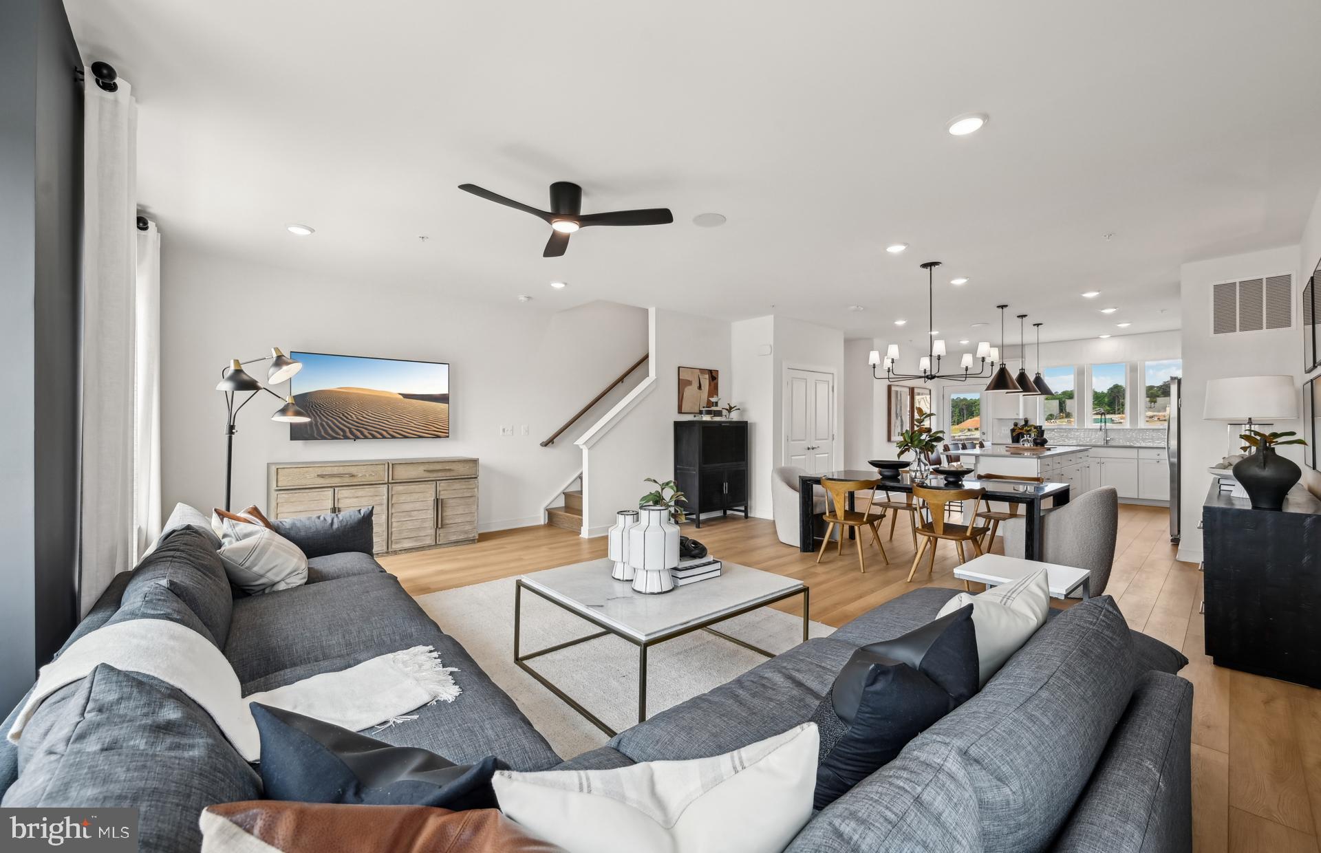 Real estate listing preview #8