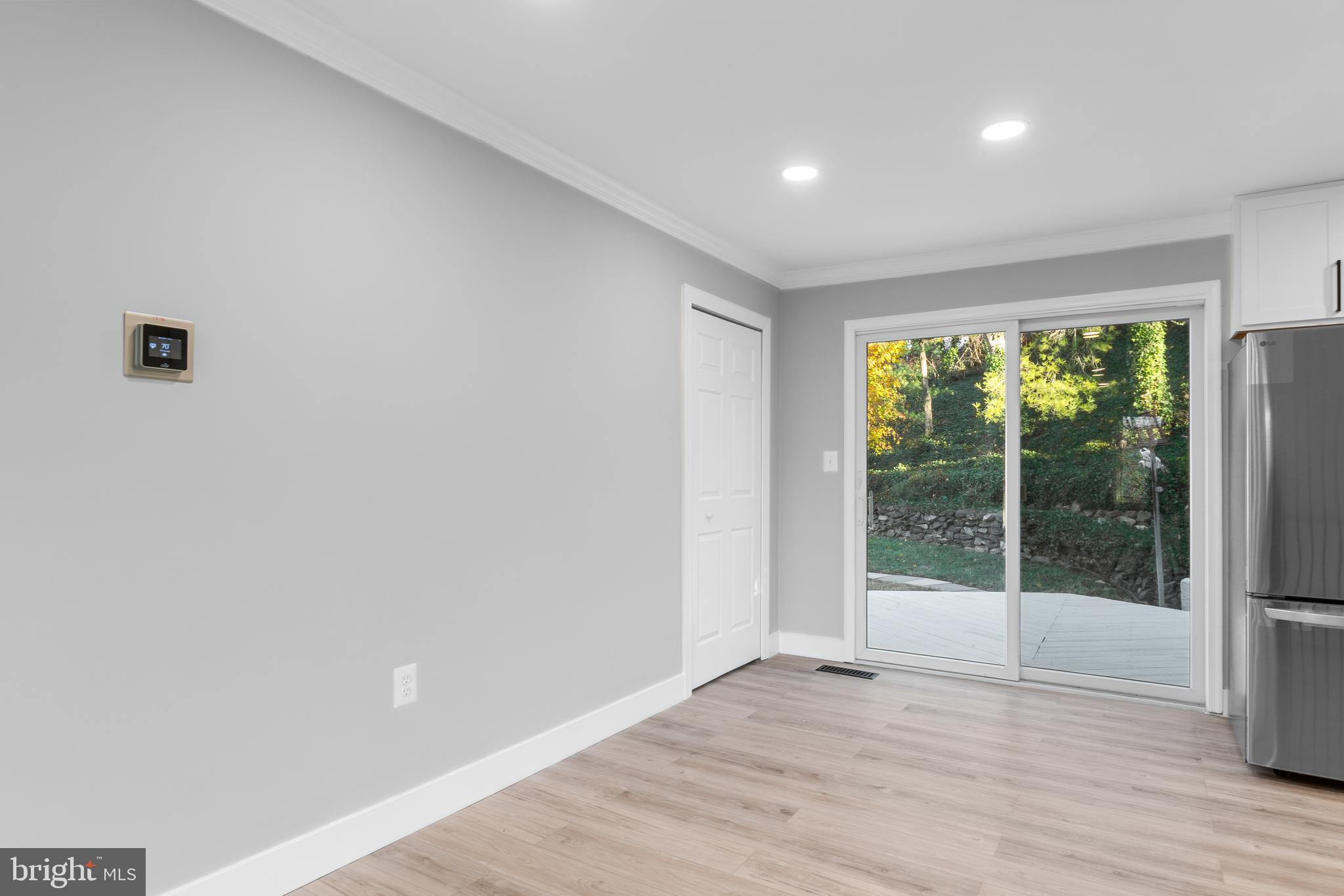 Real estate listing preview #8