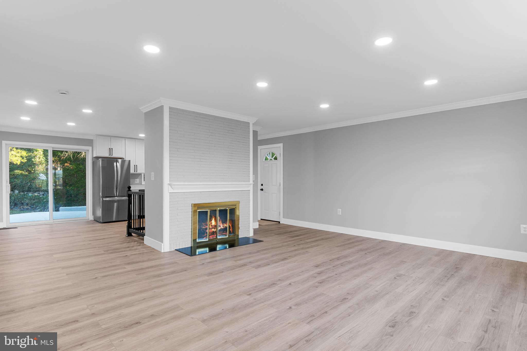 Real estate listing preview #3