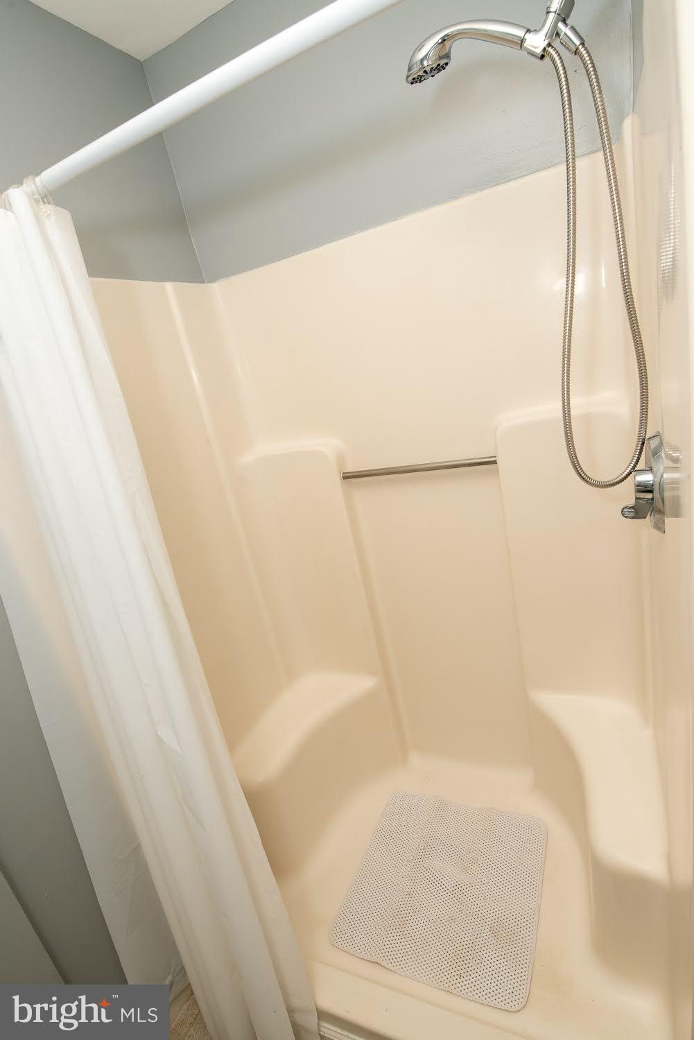 Real estate listing preview #10