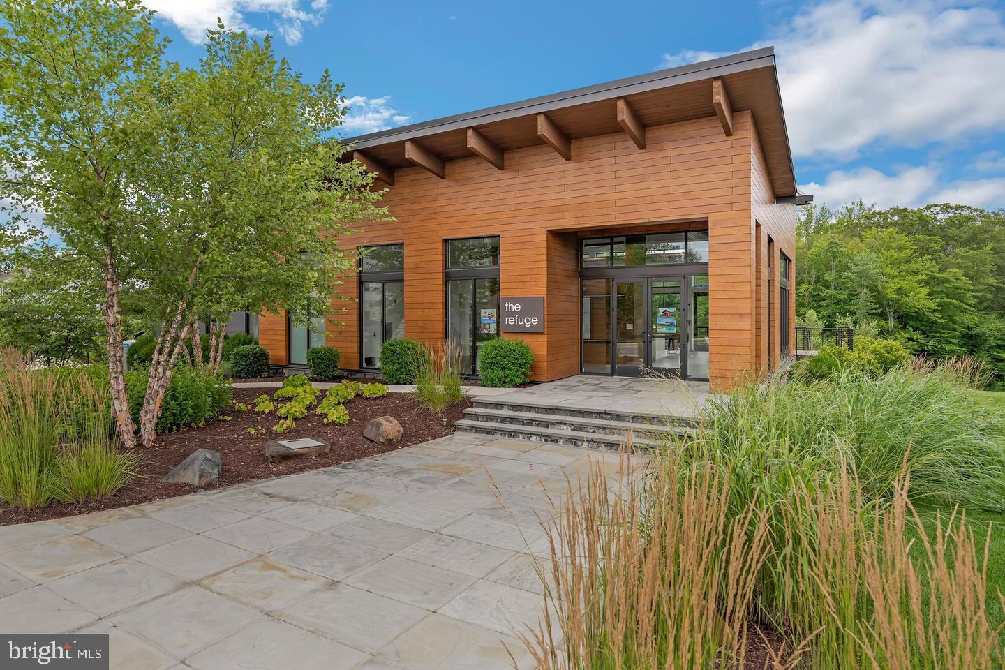 Real estate listing preview #65