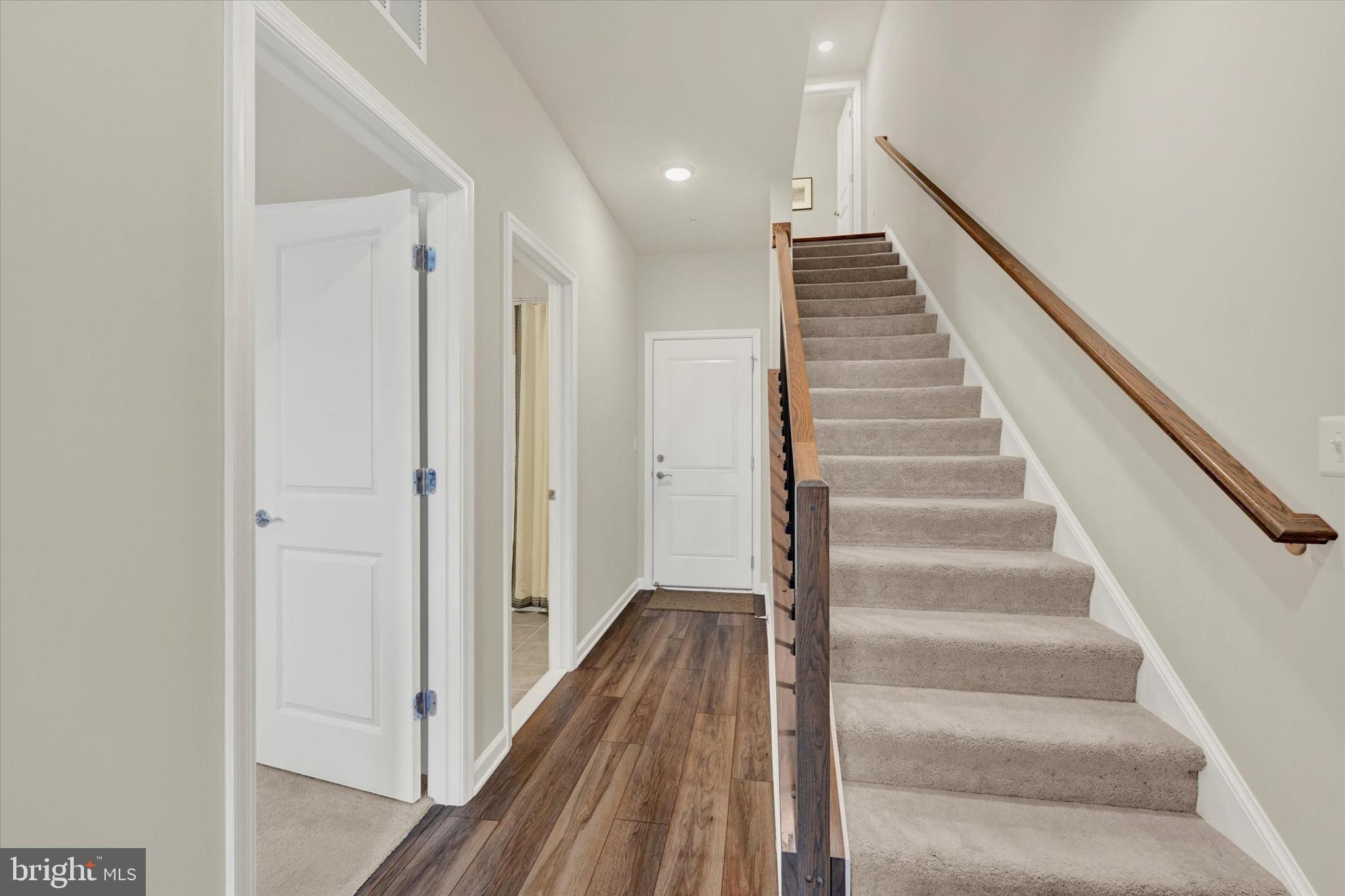 Real estate listing preview #5