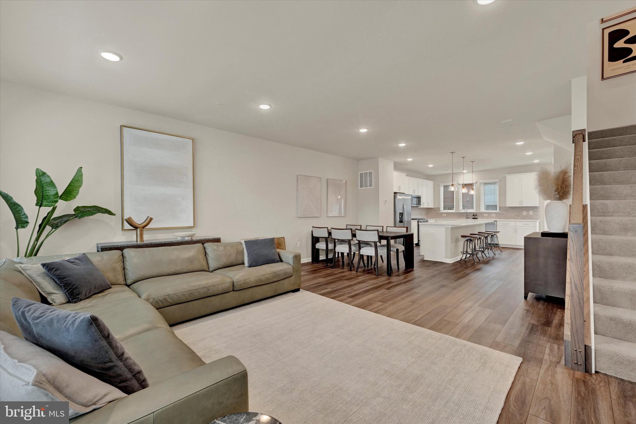 Real estate listing preview #19