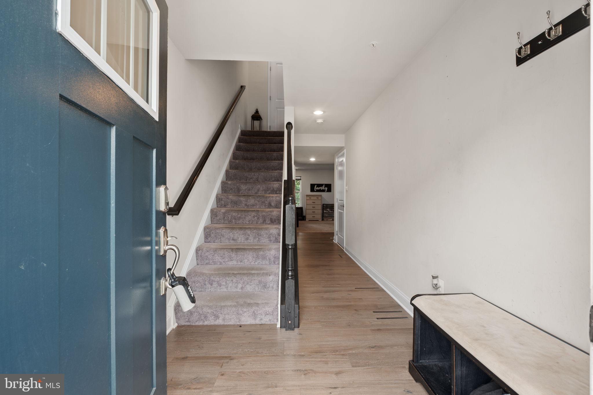 Real estate listing preview #3