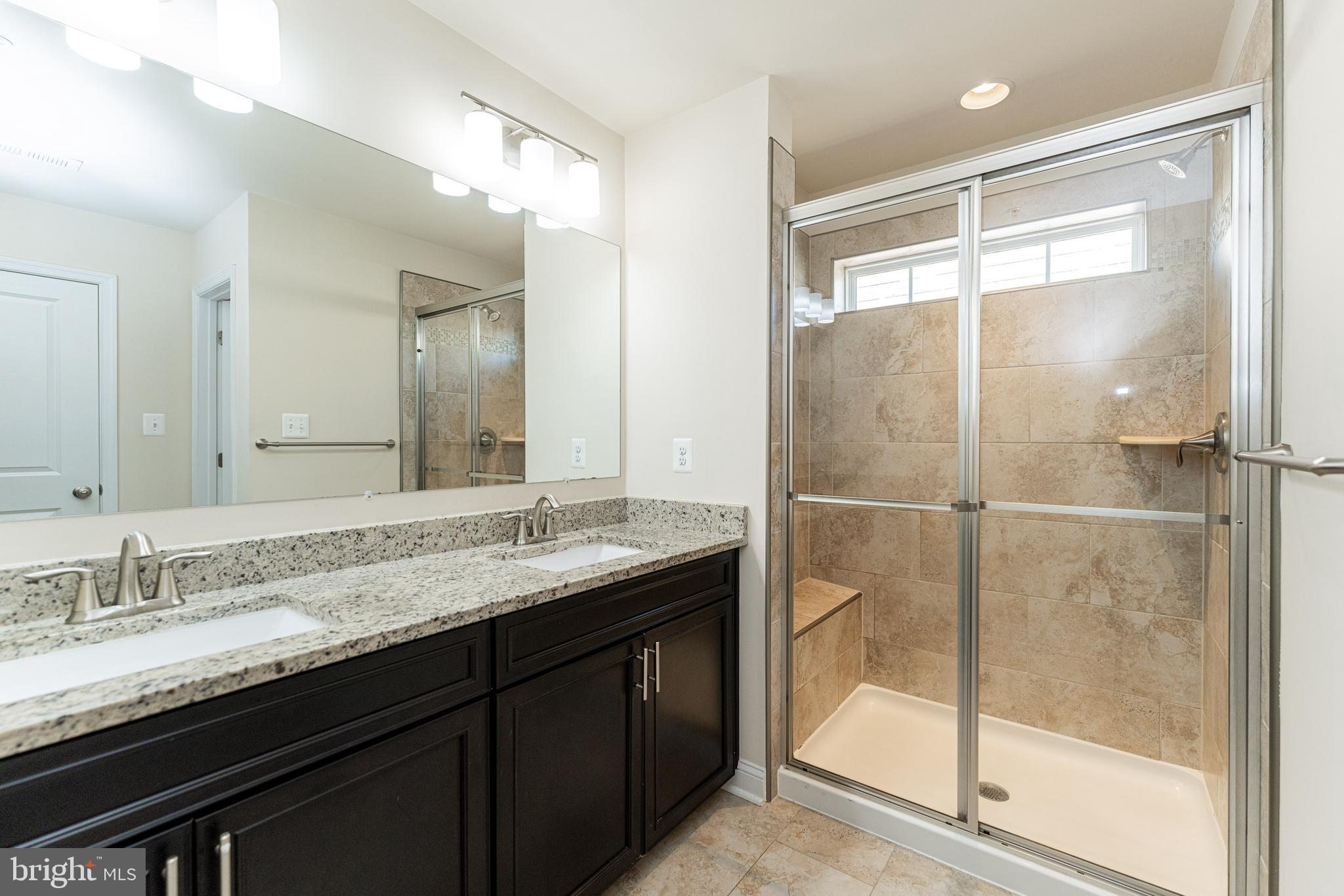 Real estate listing preview #13