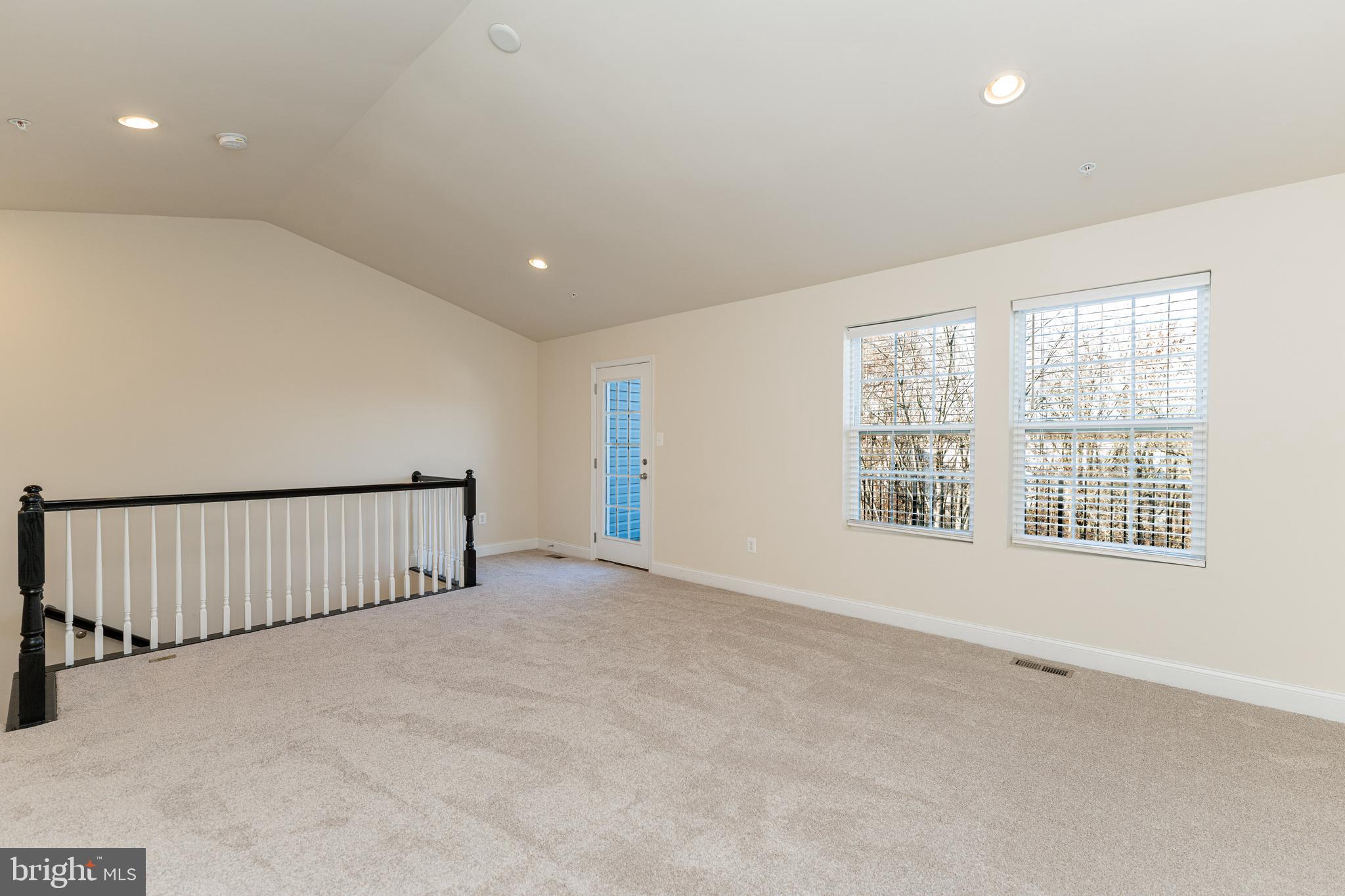 Real estate listing preview #17