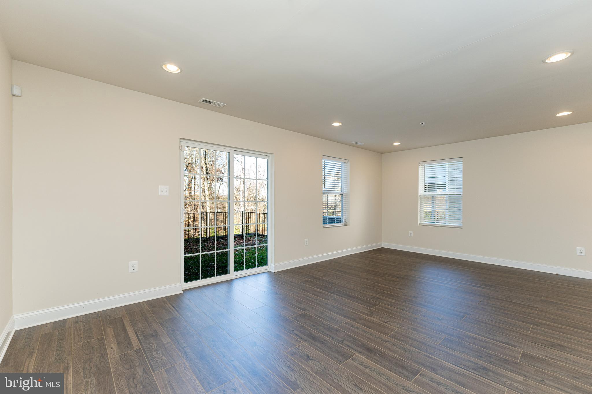 Real estate listing preview #19