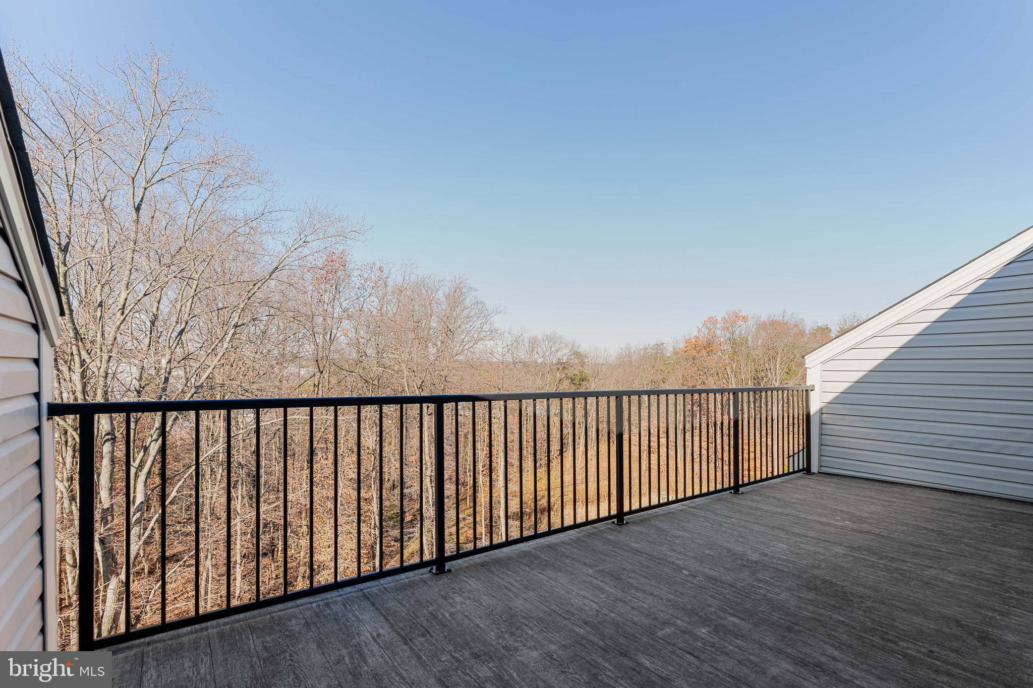 Real estate listing preview #34