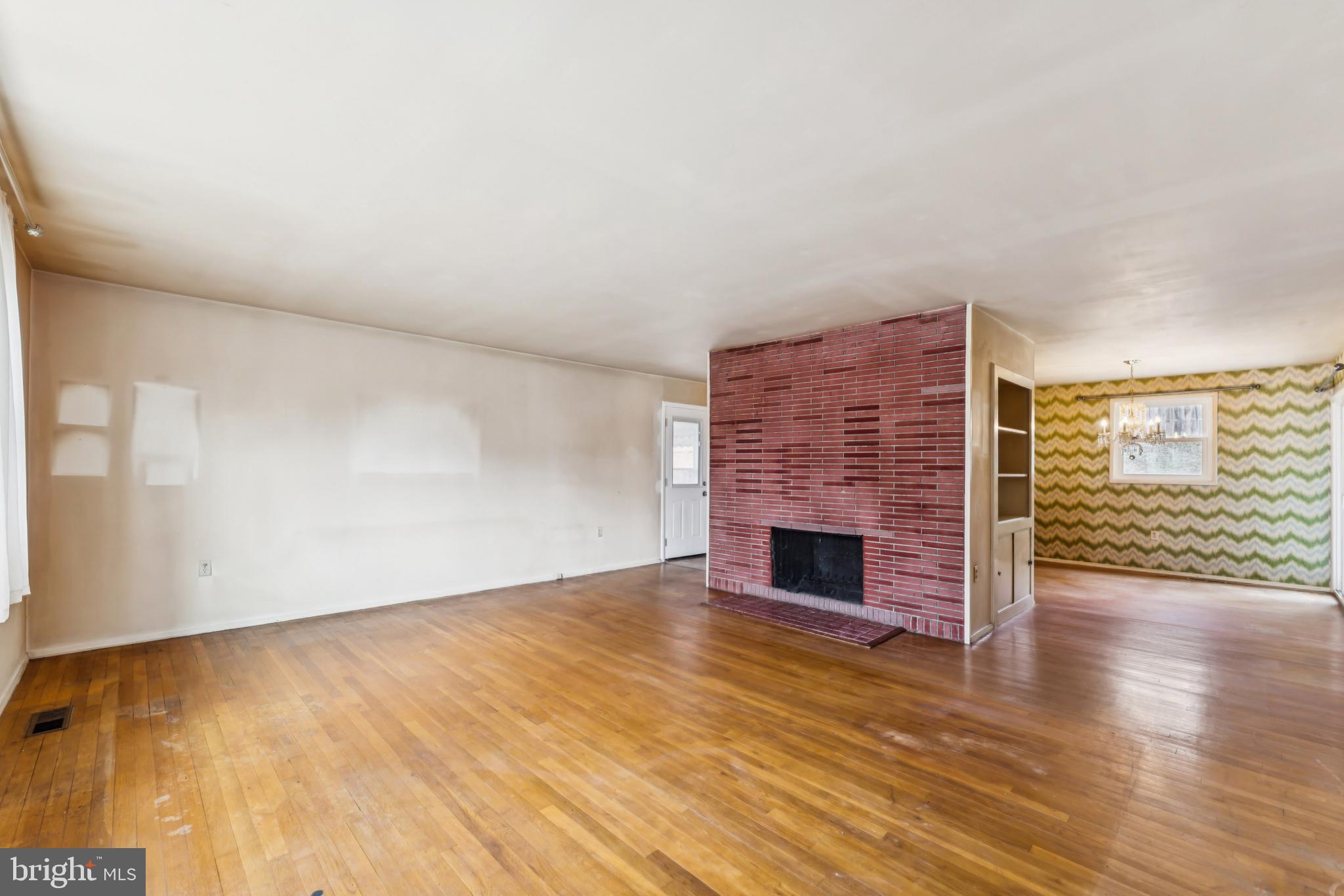 Real estate listing preview #18