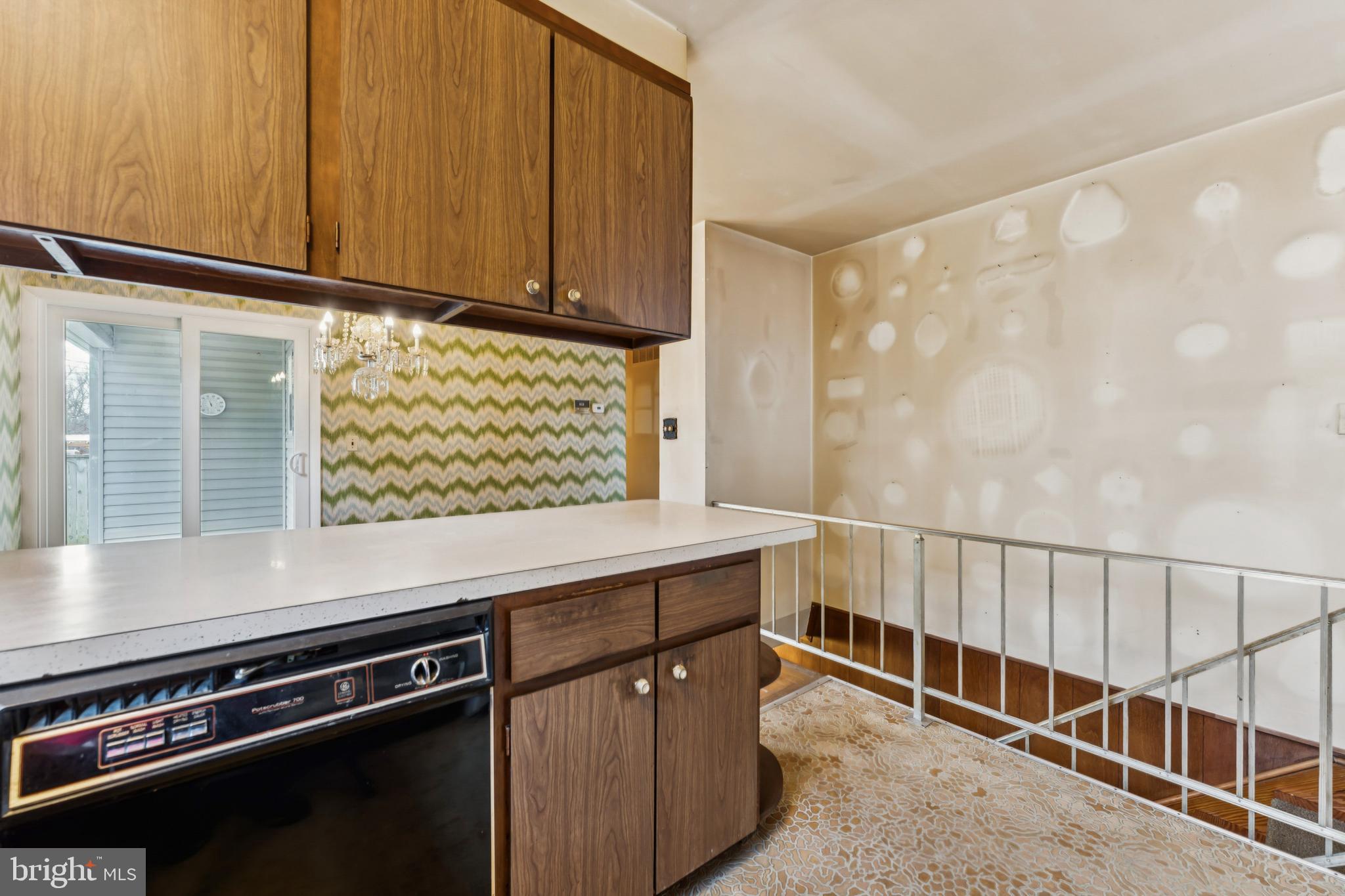 Real estate listing preview #9