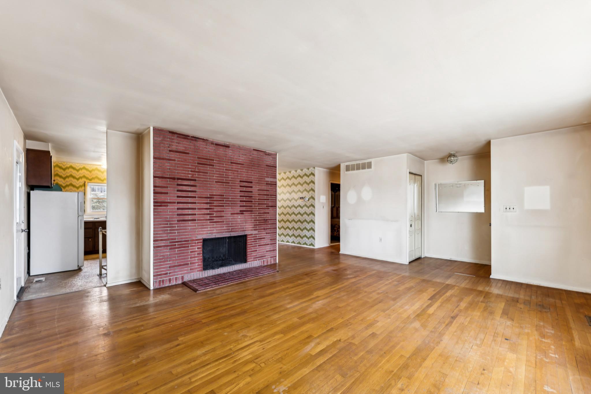 Real estate listing preview #17