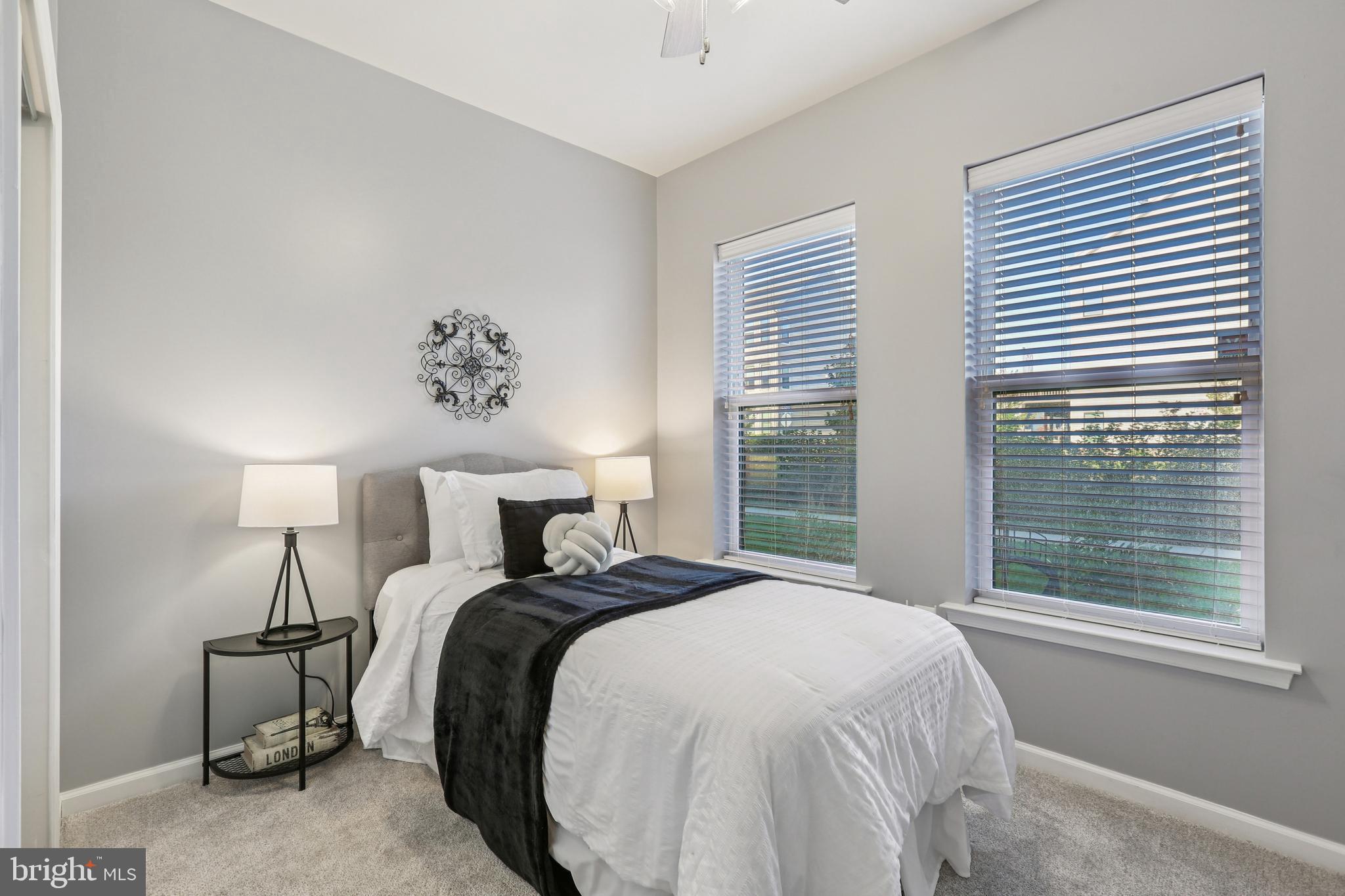 Real estate listing preview #5