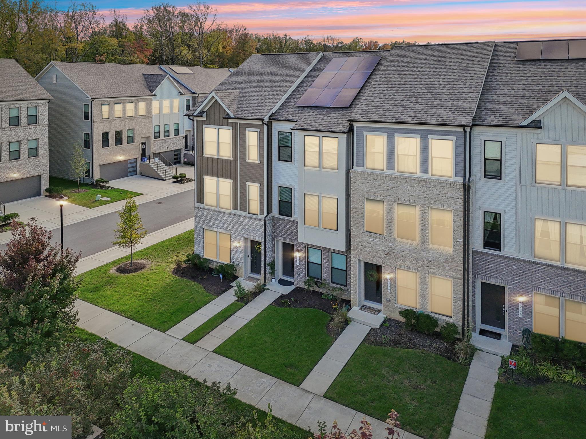 Real estate listing preview #3