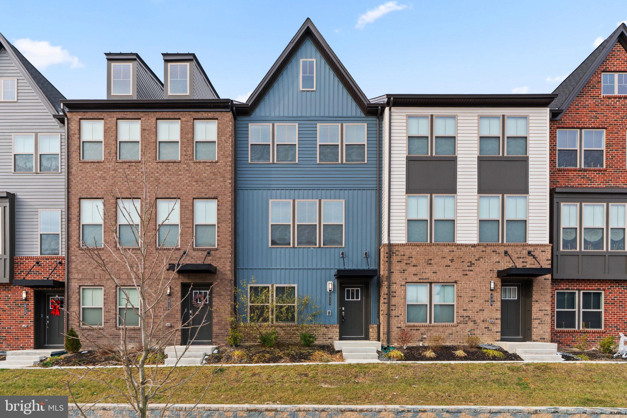 Real estate listing preview #1