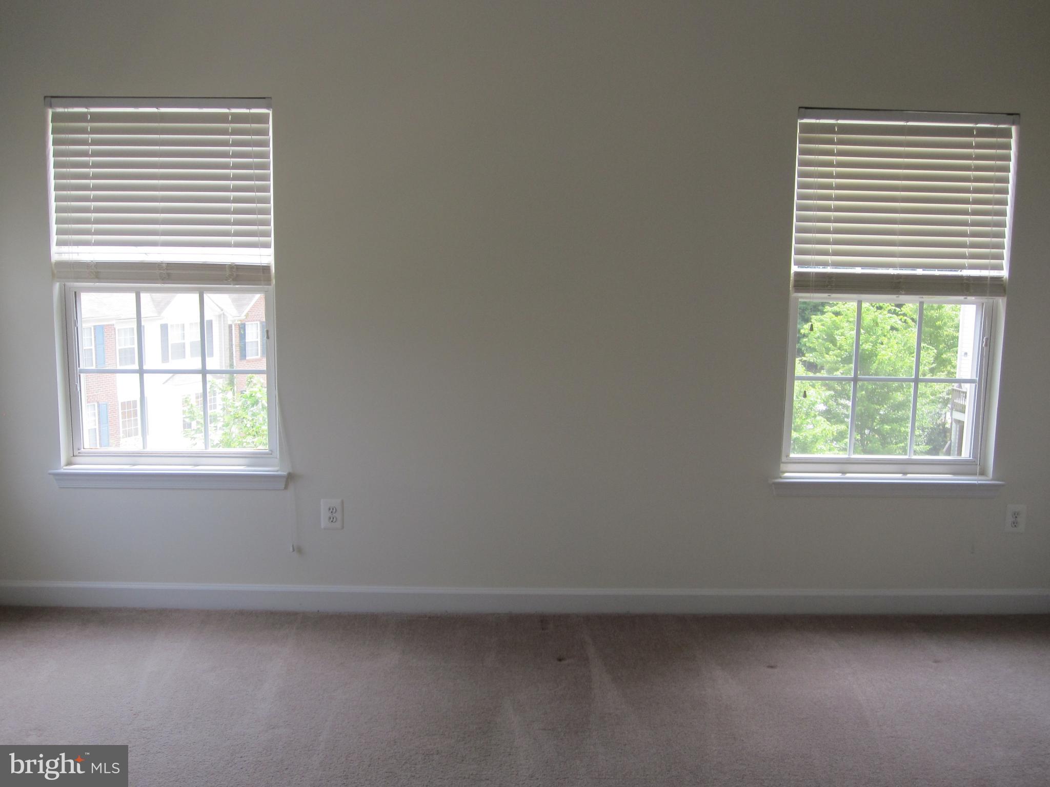 Real estate listing preview #10