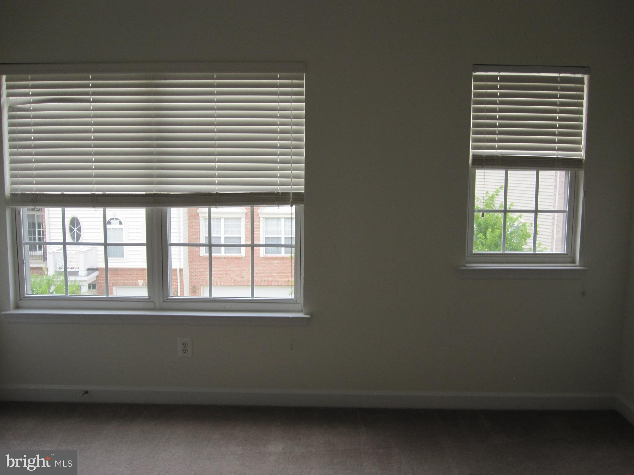 Real estate listing preview #13