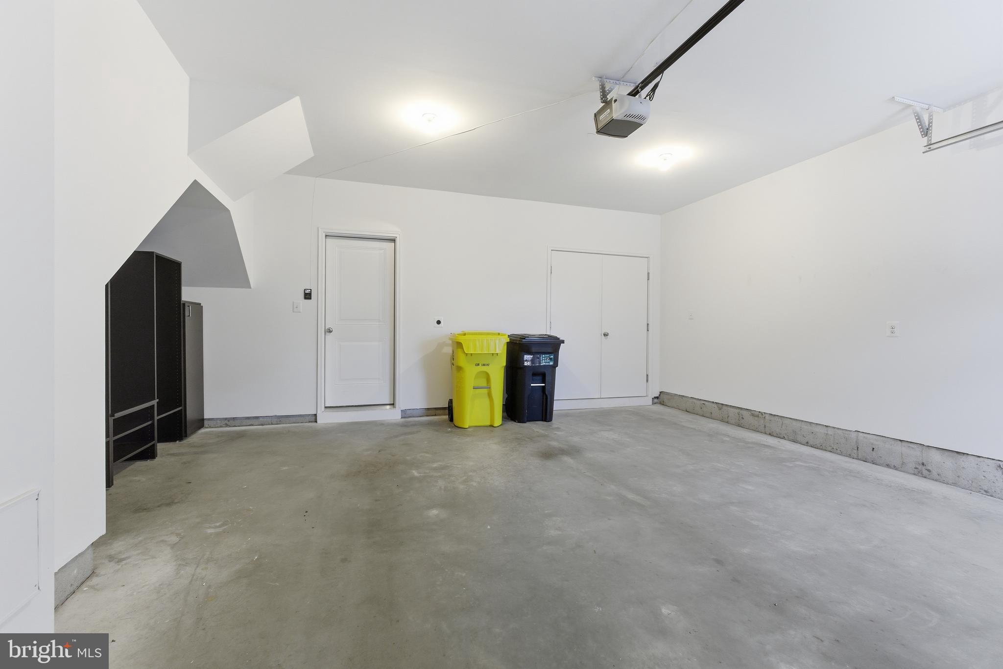 Real estate listing preview #25