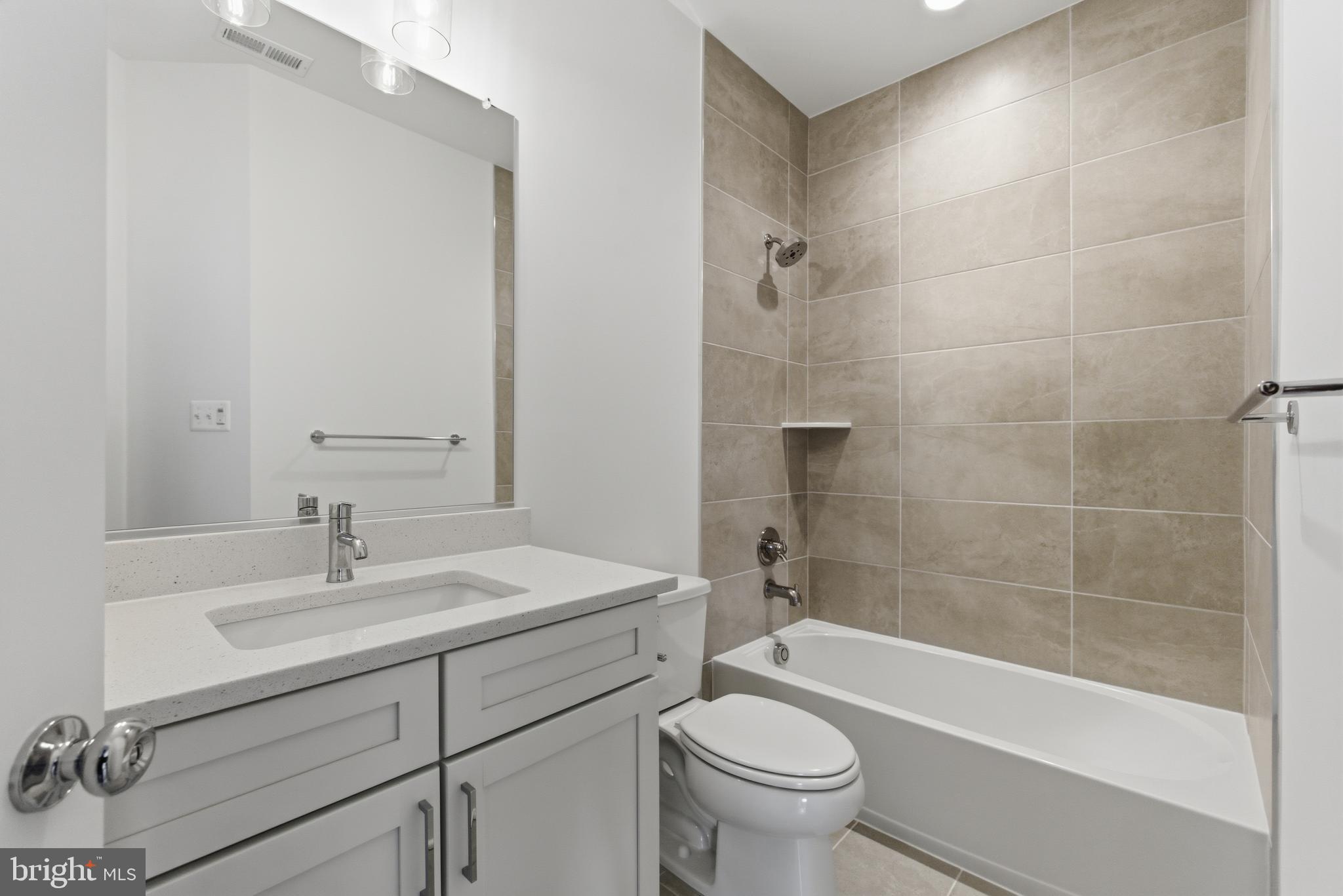 Real estate listing preview #19