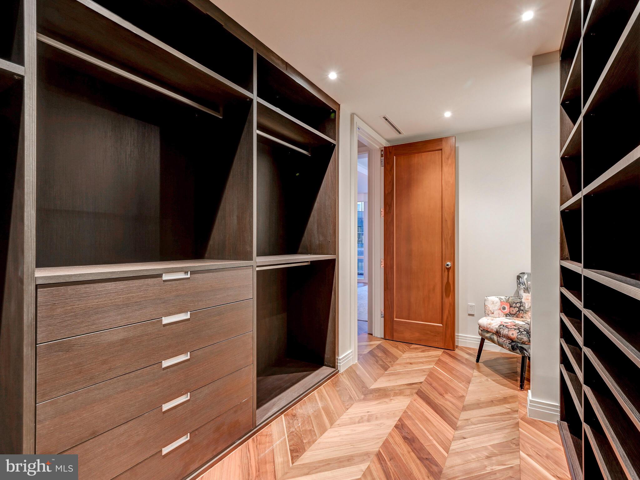 Real estate listing preview #28