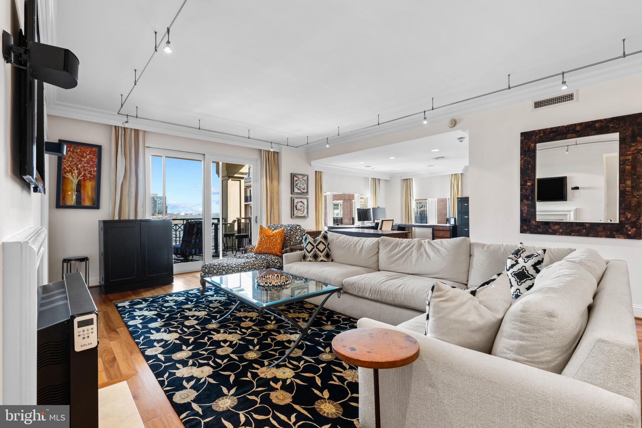 Real estate listing preview #14