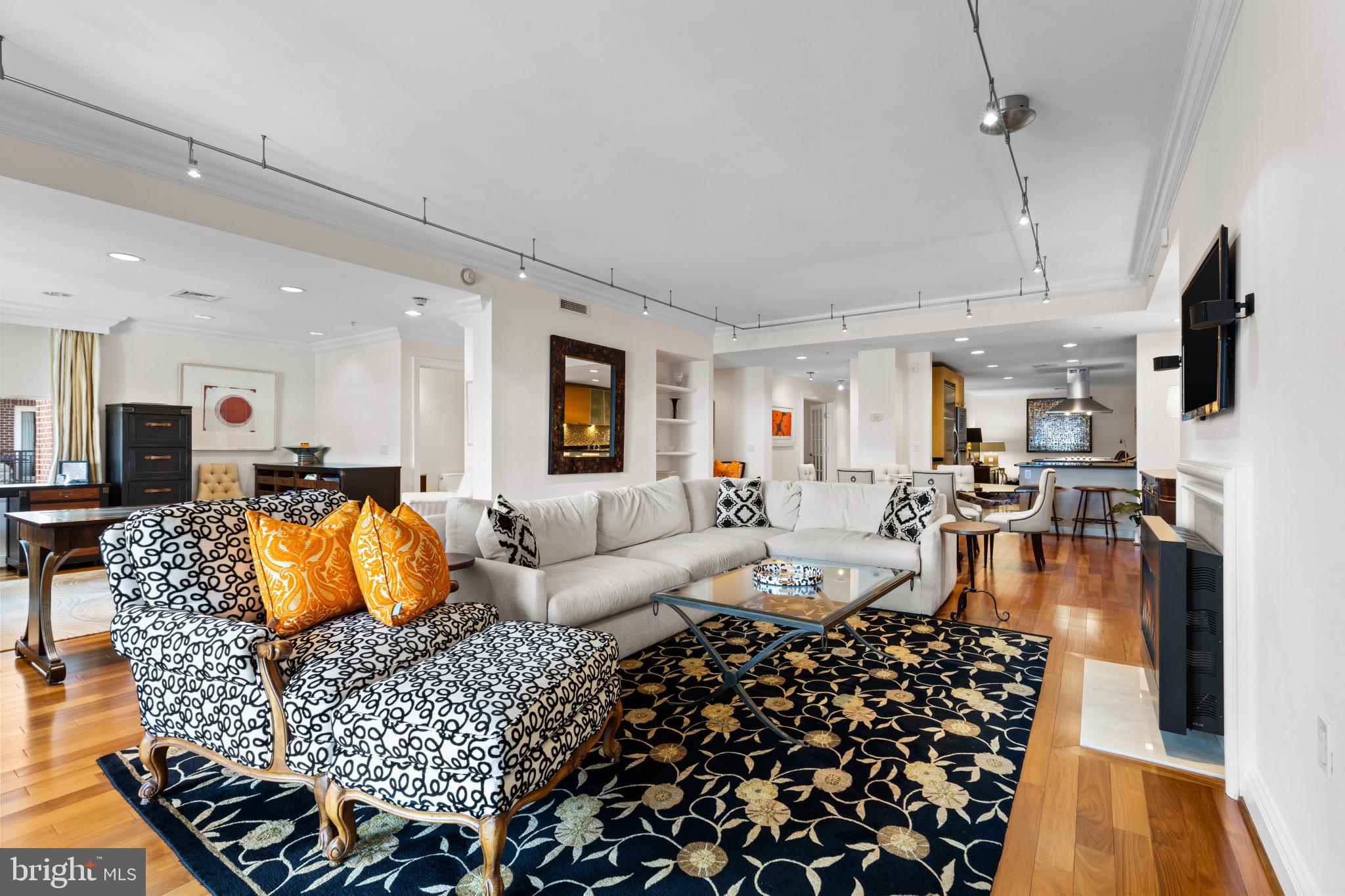 Real estate listing preview #16