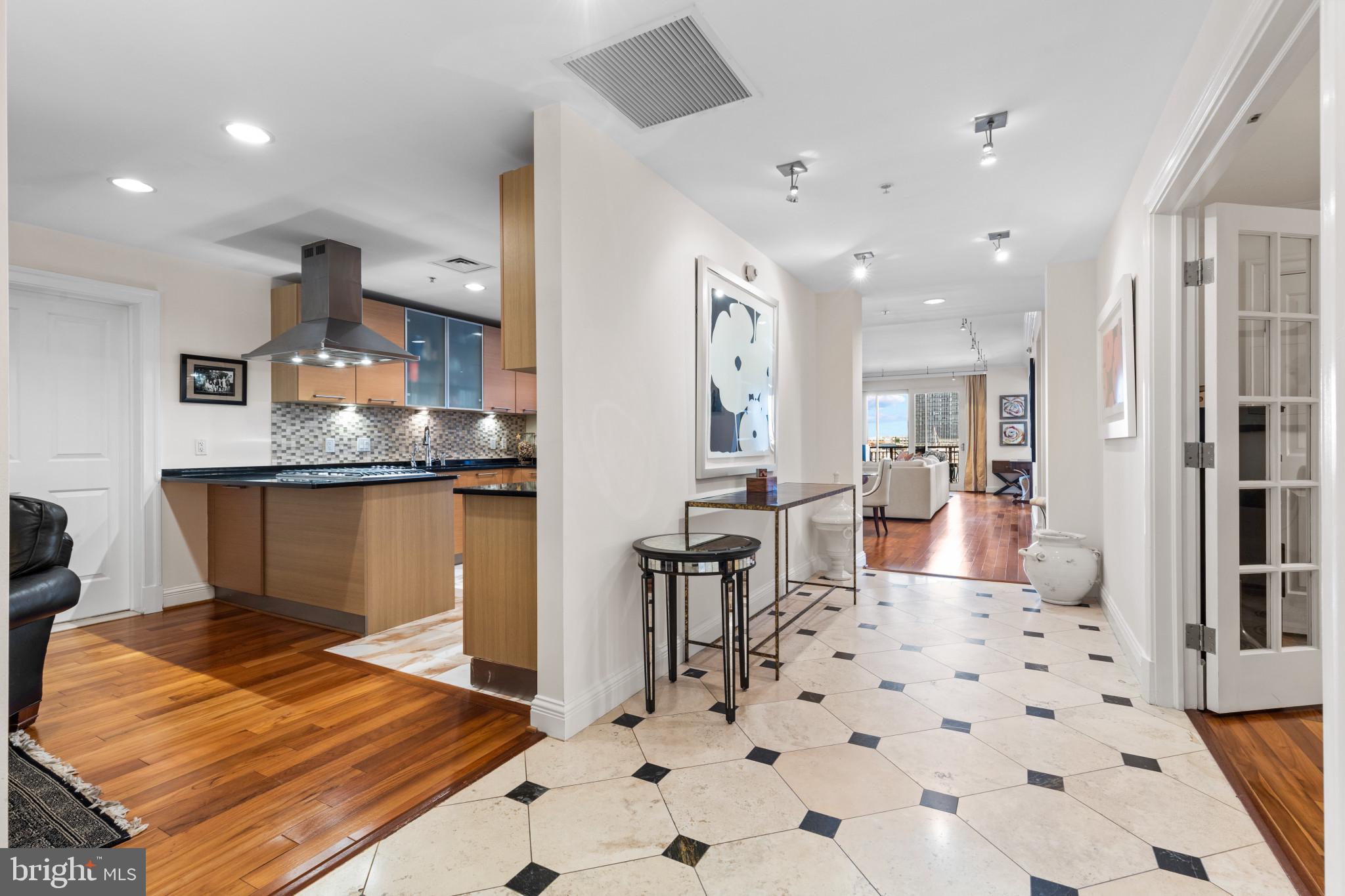 Real estate listing preview #4