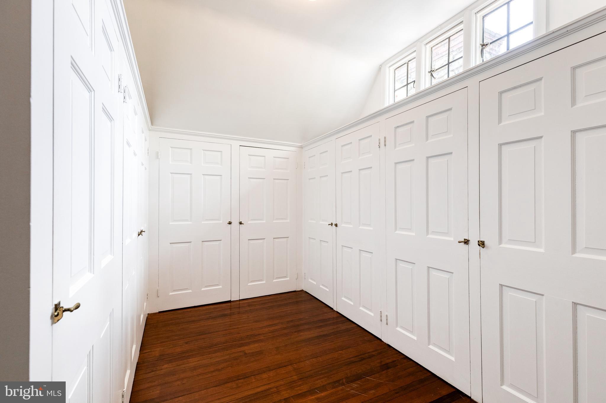 Real estate listing preview #95