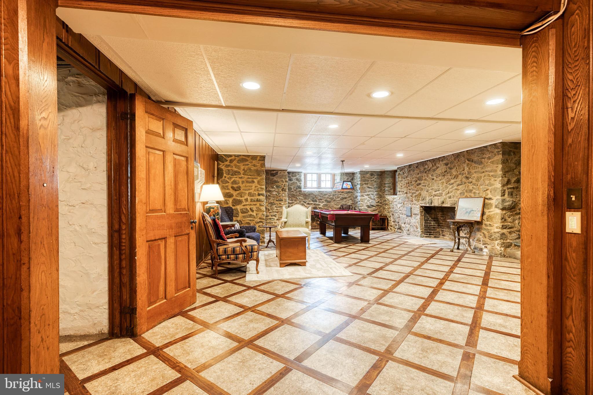 Real estate listing preview #96