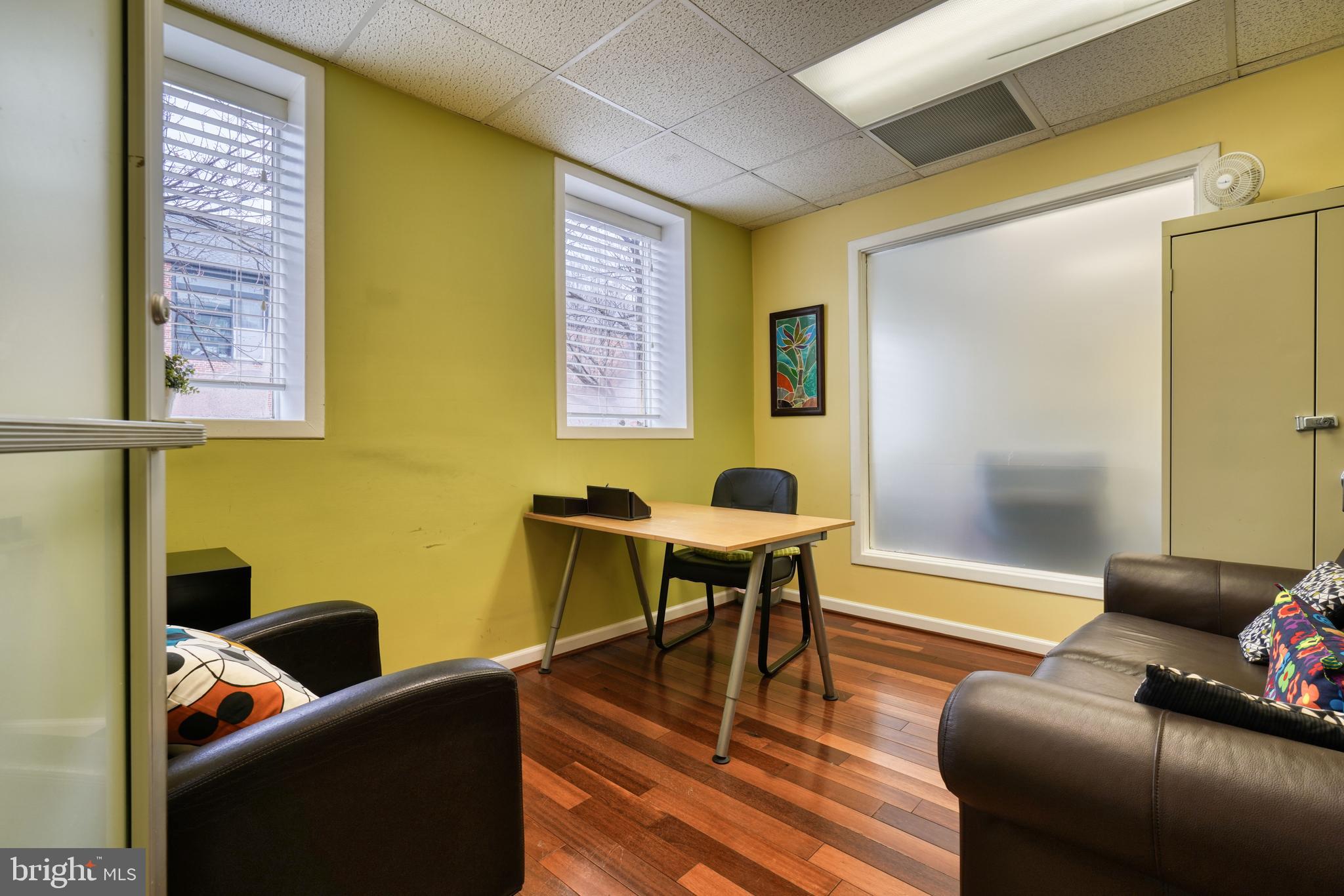 Real estate listing preview #10