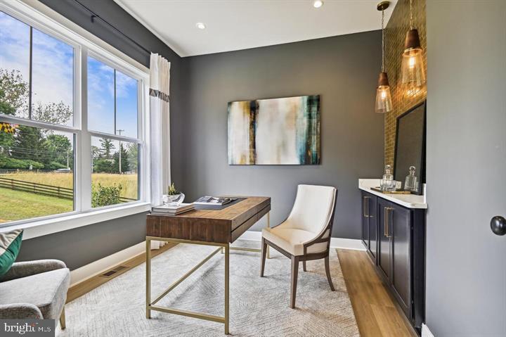 Real estate listing preview #14