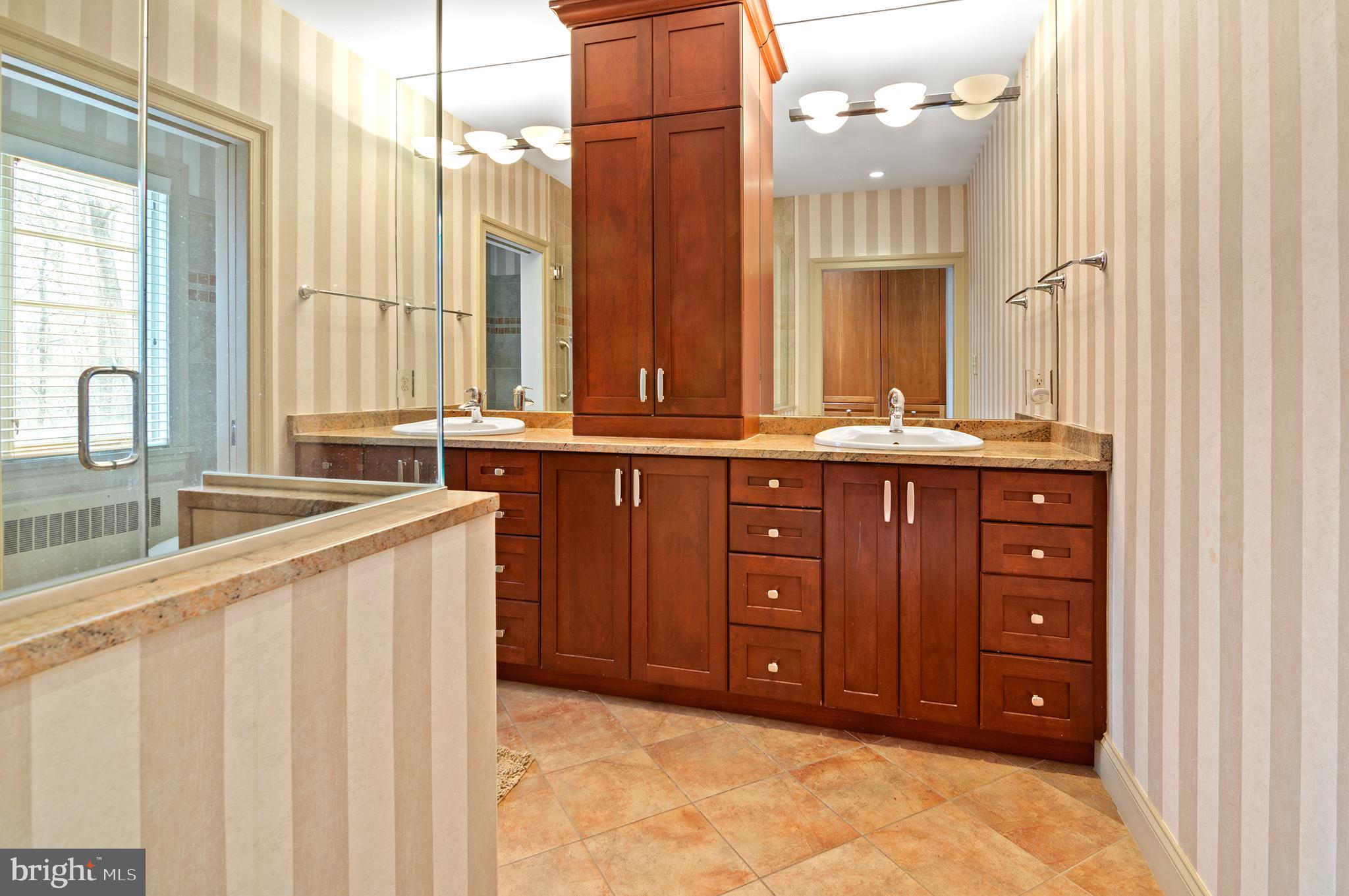 Real estate listing preview #22