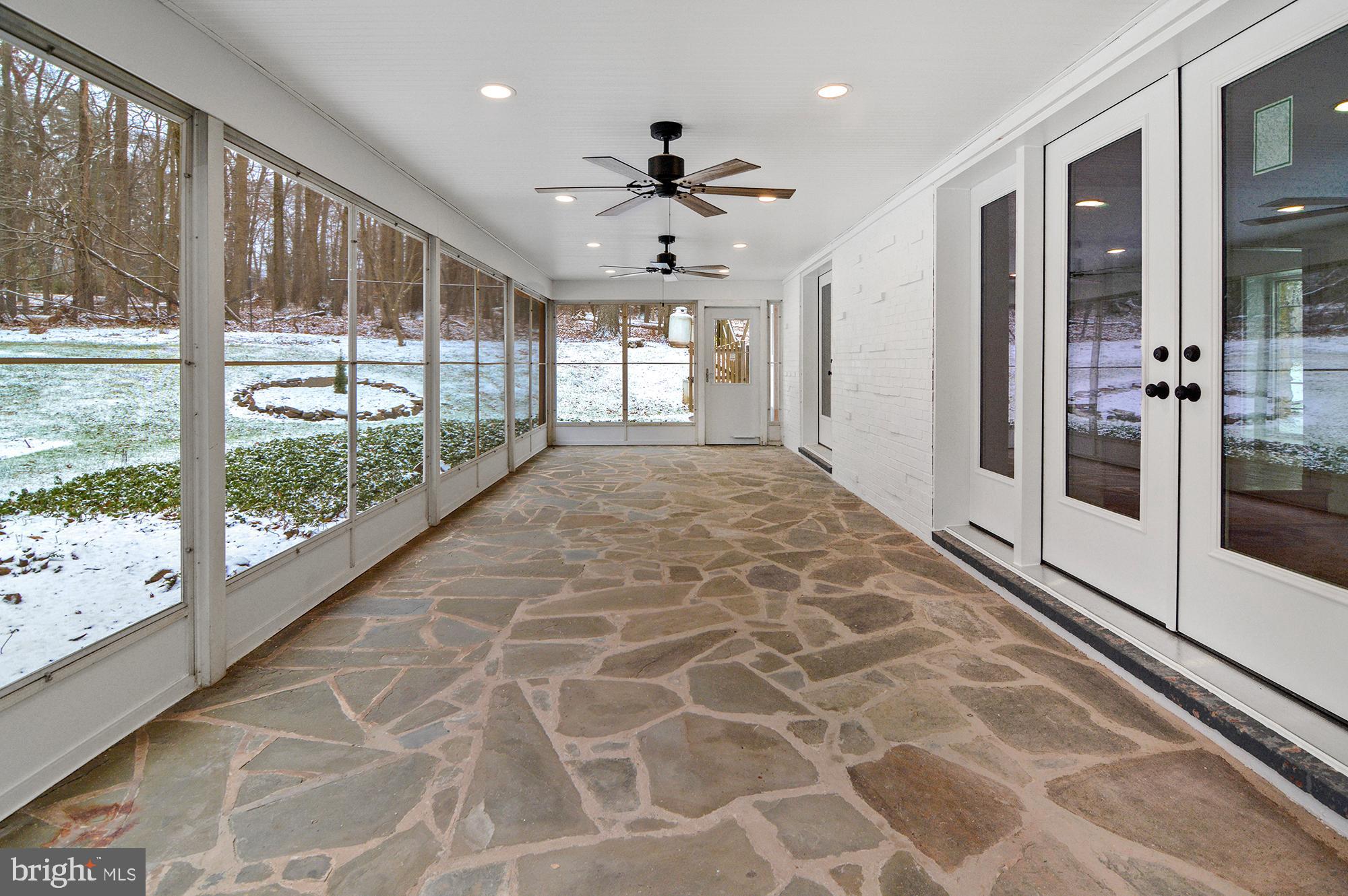 Real estate listing preview #16