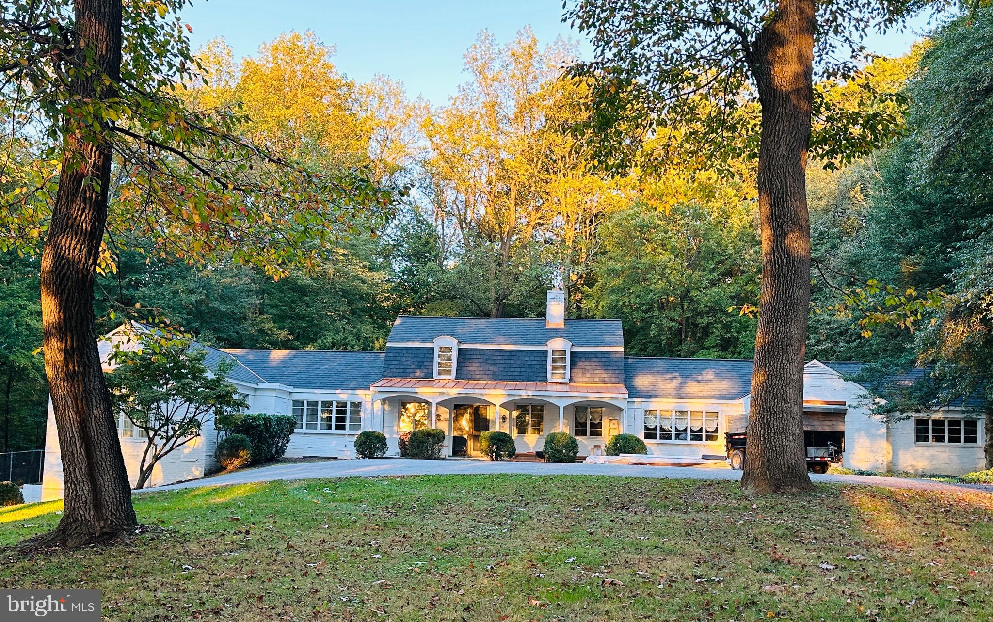 Real estate listing preview #1