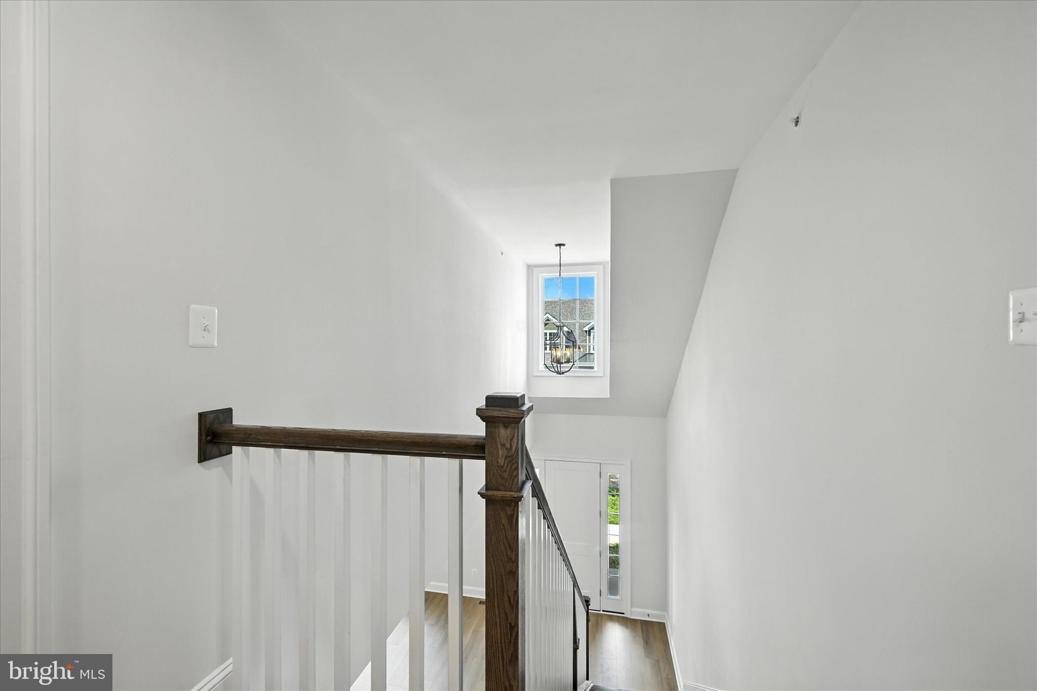 Real estate listing preview #23