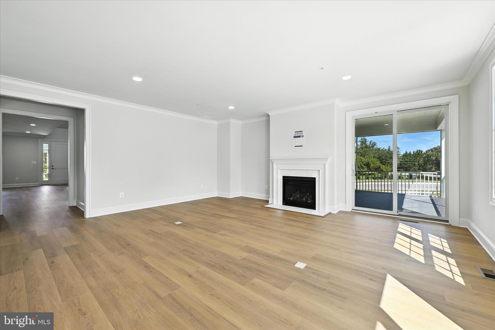 Real estate listing preview #9