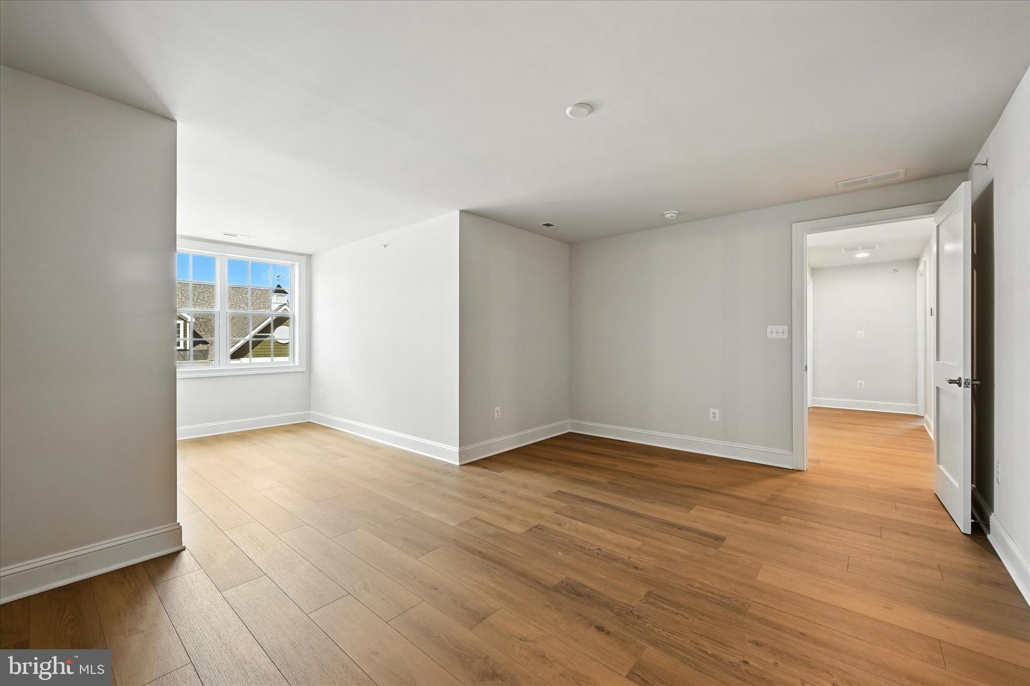 Real estate listing preview #27