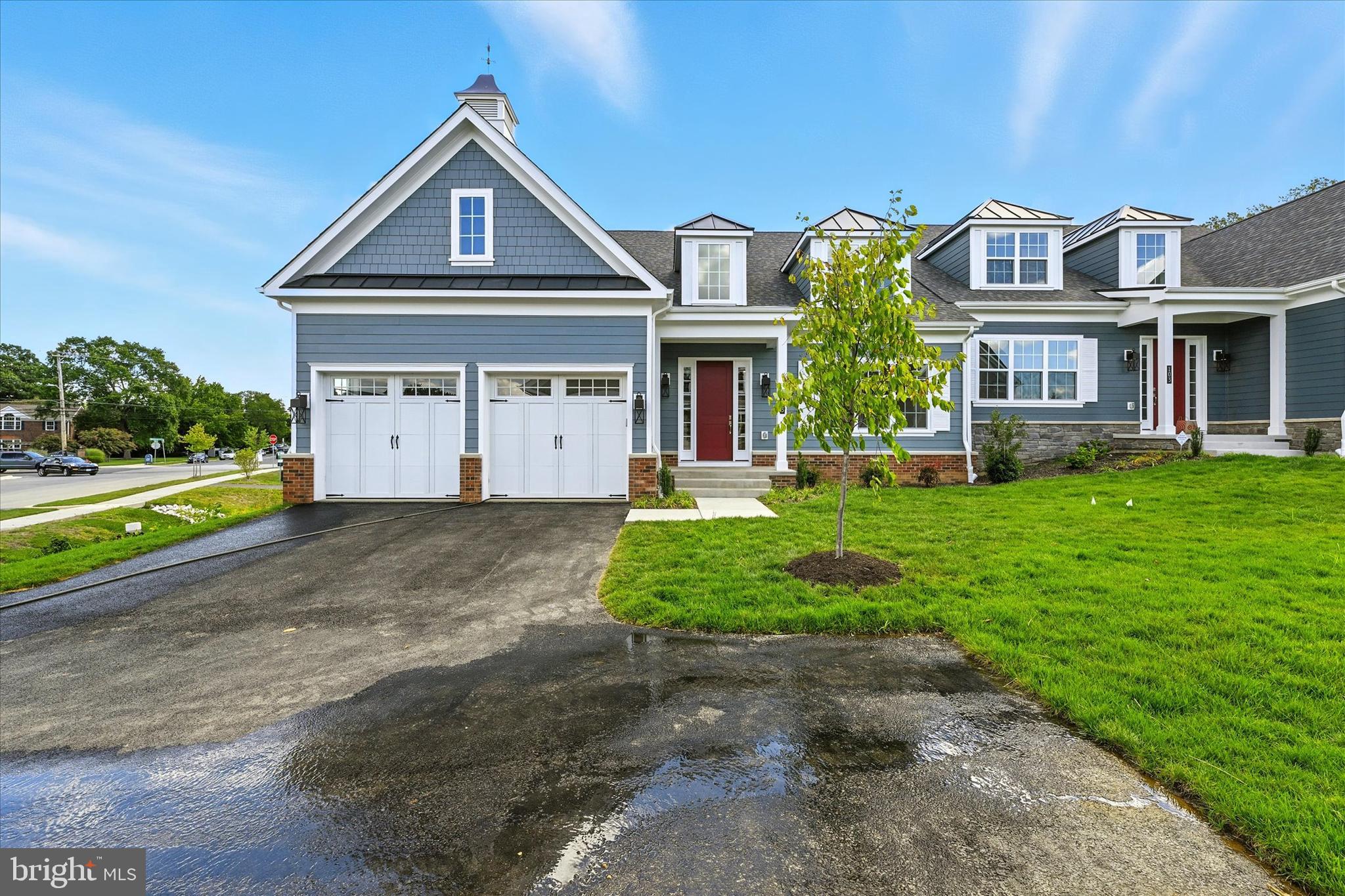 Real estate listing preview #3