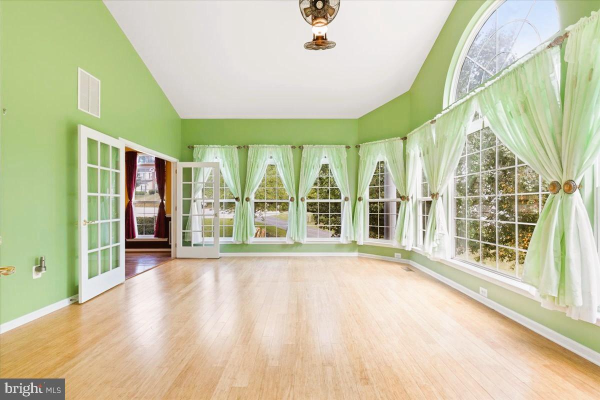 Real estate listing preview #48