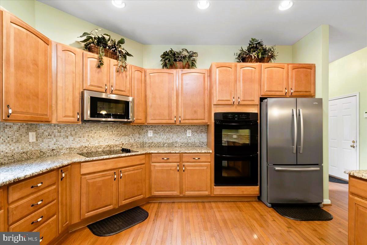 Real estate listing preview #9