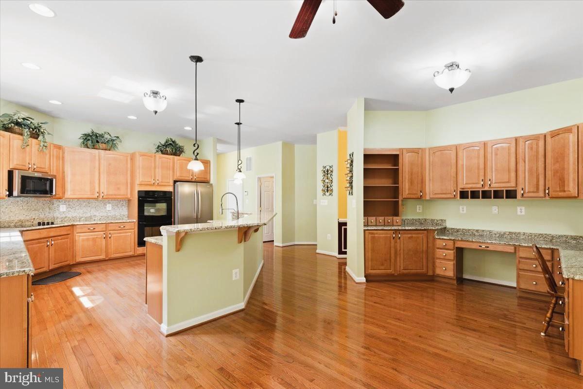 Real estate listing preview #8