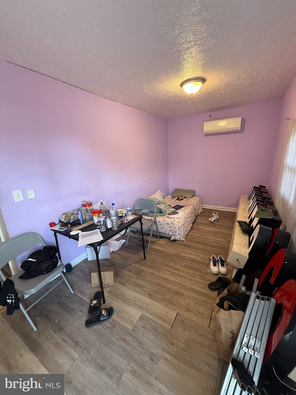 Real estate listing preview #10