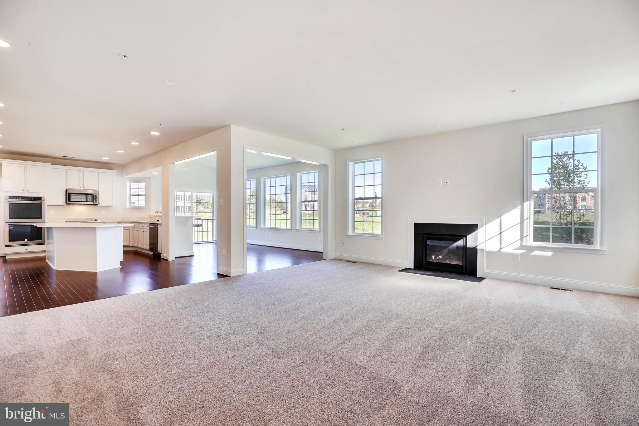 Real estate listing preview #9