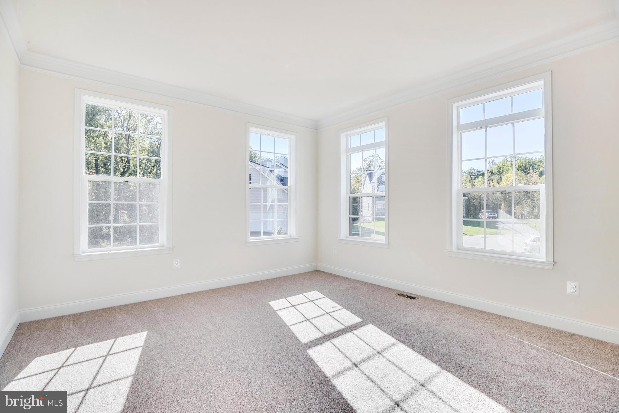 Real estate listing preview #15