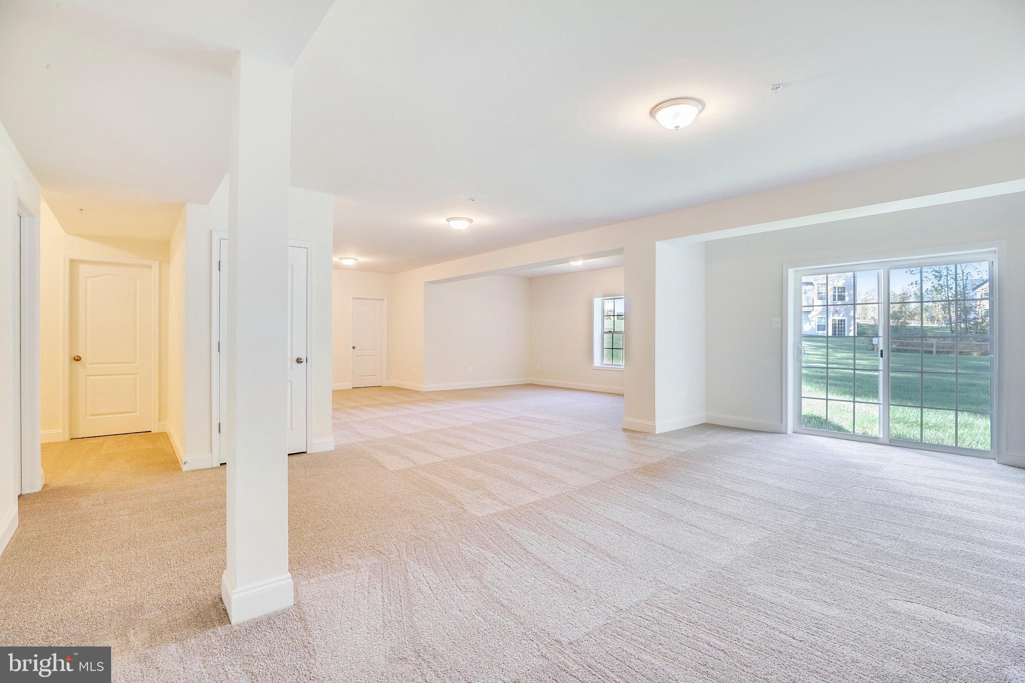 Real estate listing preview #2