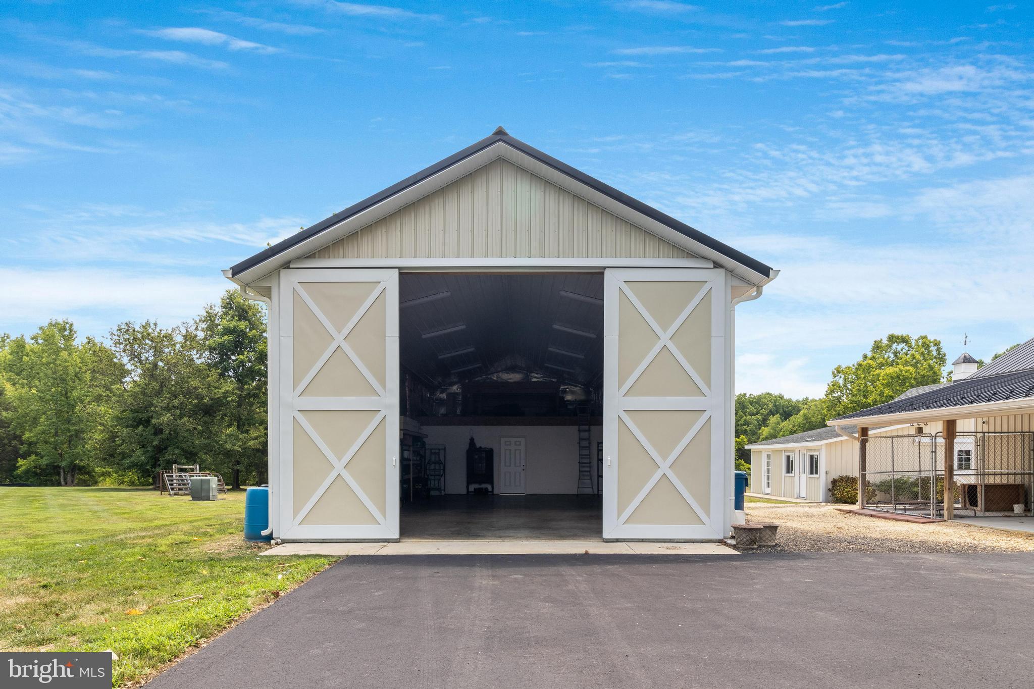 Real estate listing preview #7